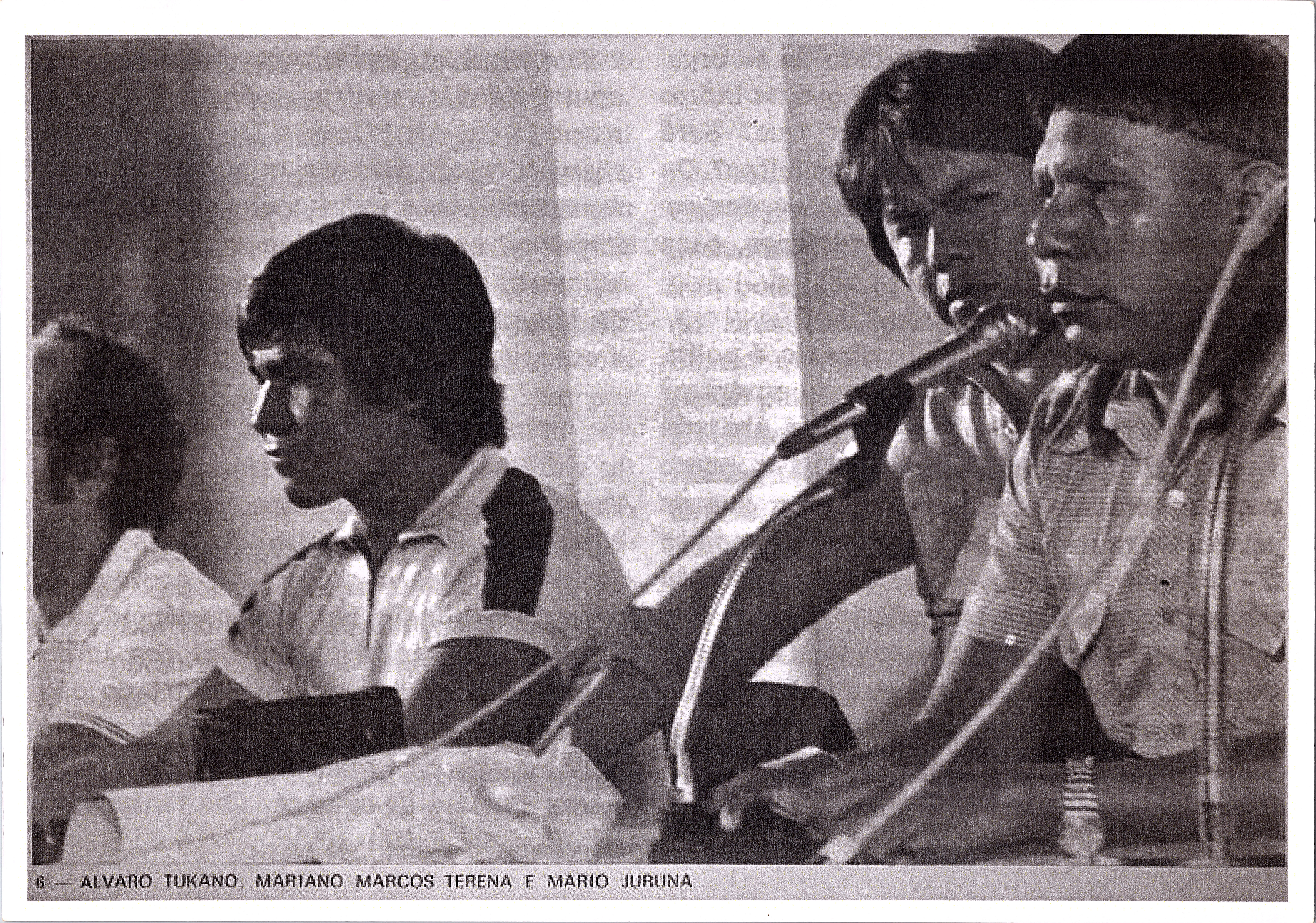 Lideranças Indigenas no Tribunal (MARCADO ESTAVA FORA DO ÁLBUM)